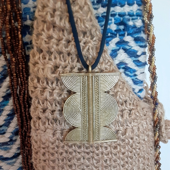 Vintage Find Bragging Rights 😉 - Picture 3 of 4